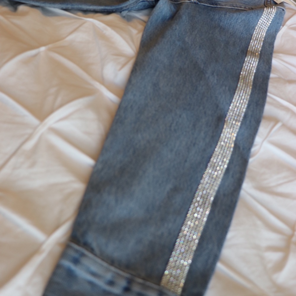 Levi’s women’s trucker jacket /embellished sleeves - Picture 13 of 15